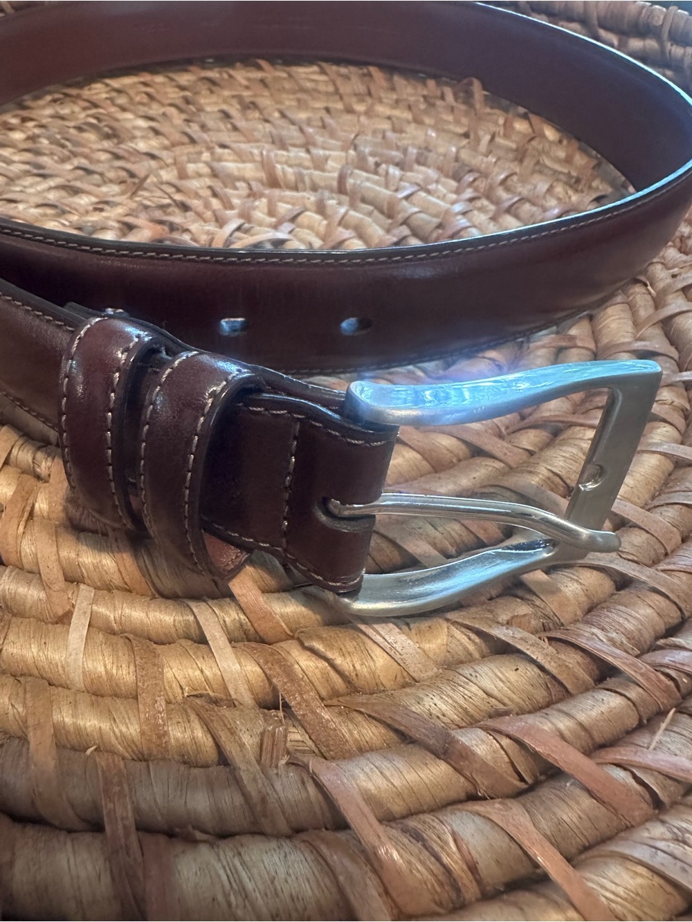 Perry Ellis Collections Men's Brown Leather Belt with Silver Buckle 34